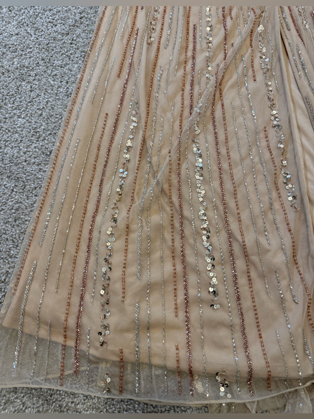 Mac Duggal Women's Sequined Spaghetti Strap Cowl Back Gown Dress Nude SZ 10 - Picture 3 of 8